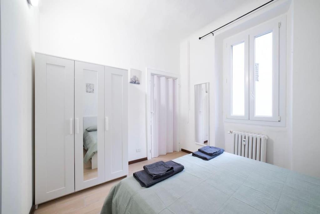 Apartment 4 Stops From The City Center Милано Екстериор снимка